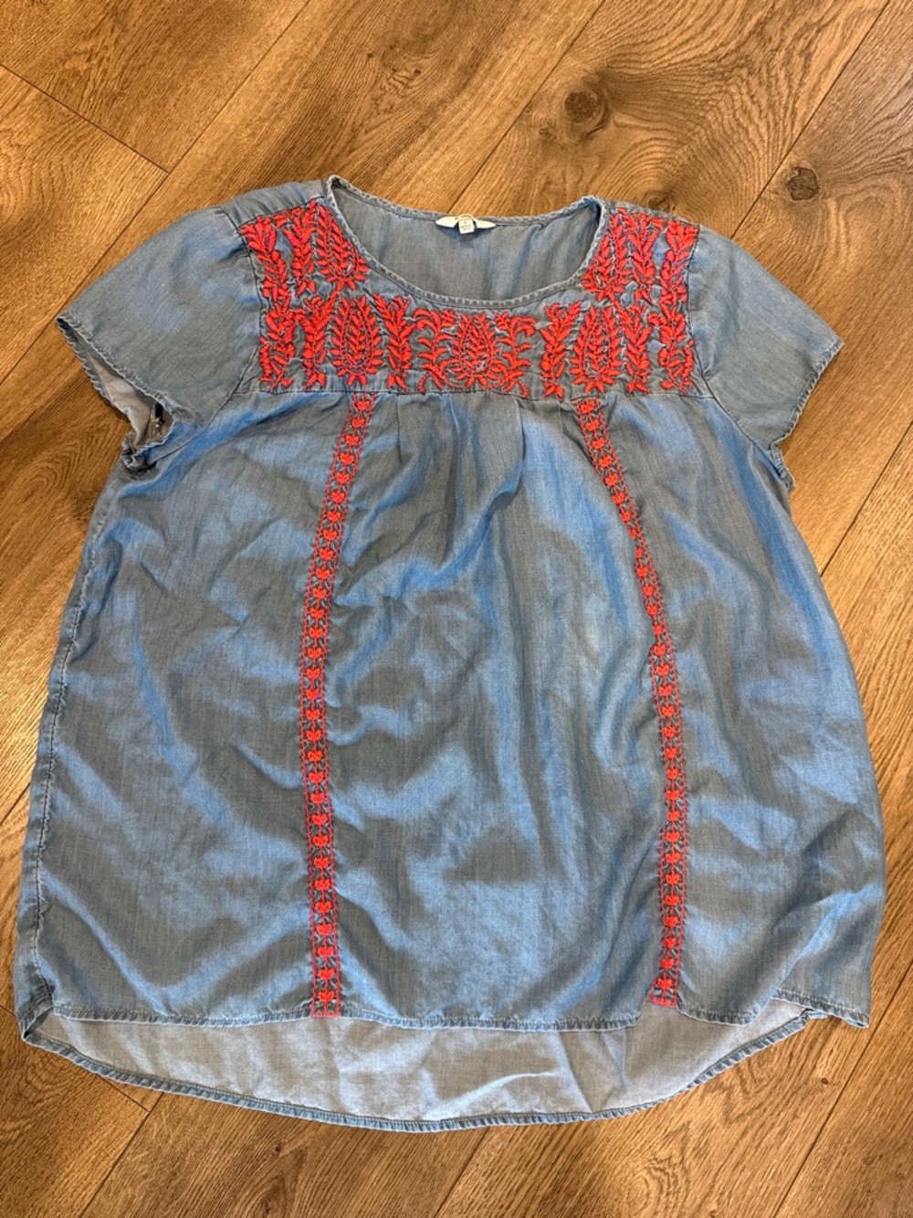 crown & ivy Light Blue Chambray Top with Red Embroidery